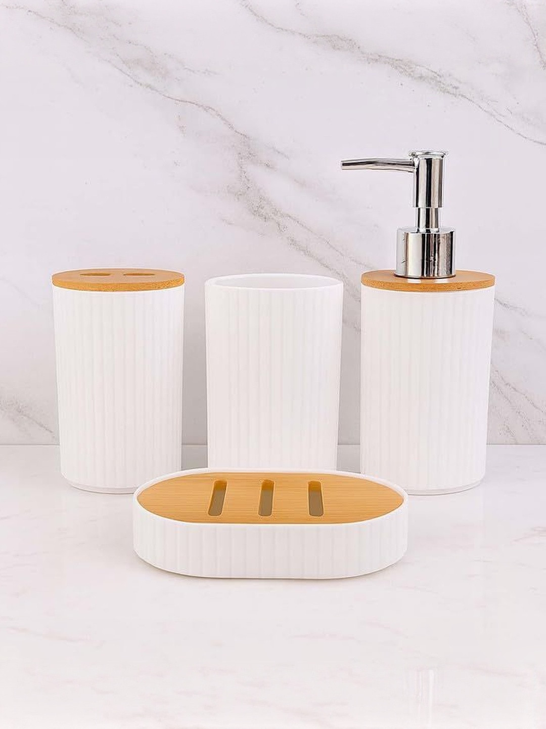 Go Hooked White Set of 4 Plastic Bath Accessories Set