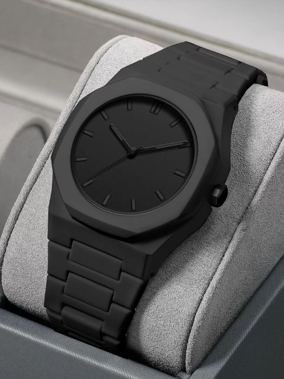 PAPIO Men Dial & Bracelet Style Straps Analogue Watch MN_258_BLACK