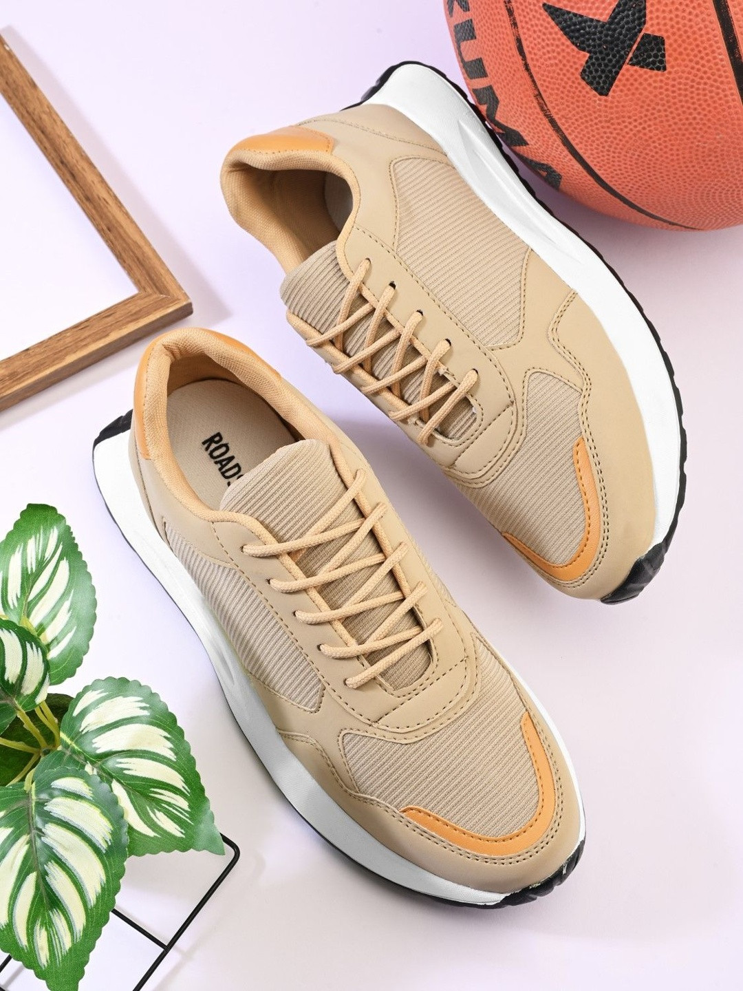 Roadster Men Beige Textured Lace Up Casual Fashion  Round Toe PU Sneakers
