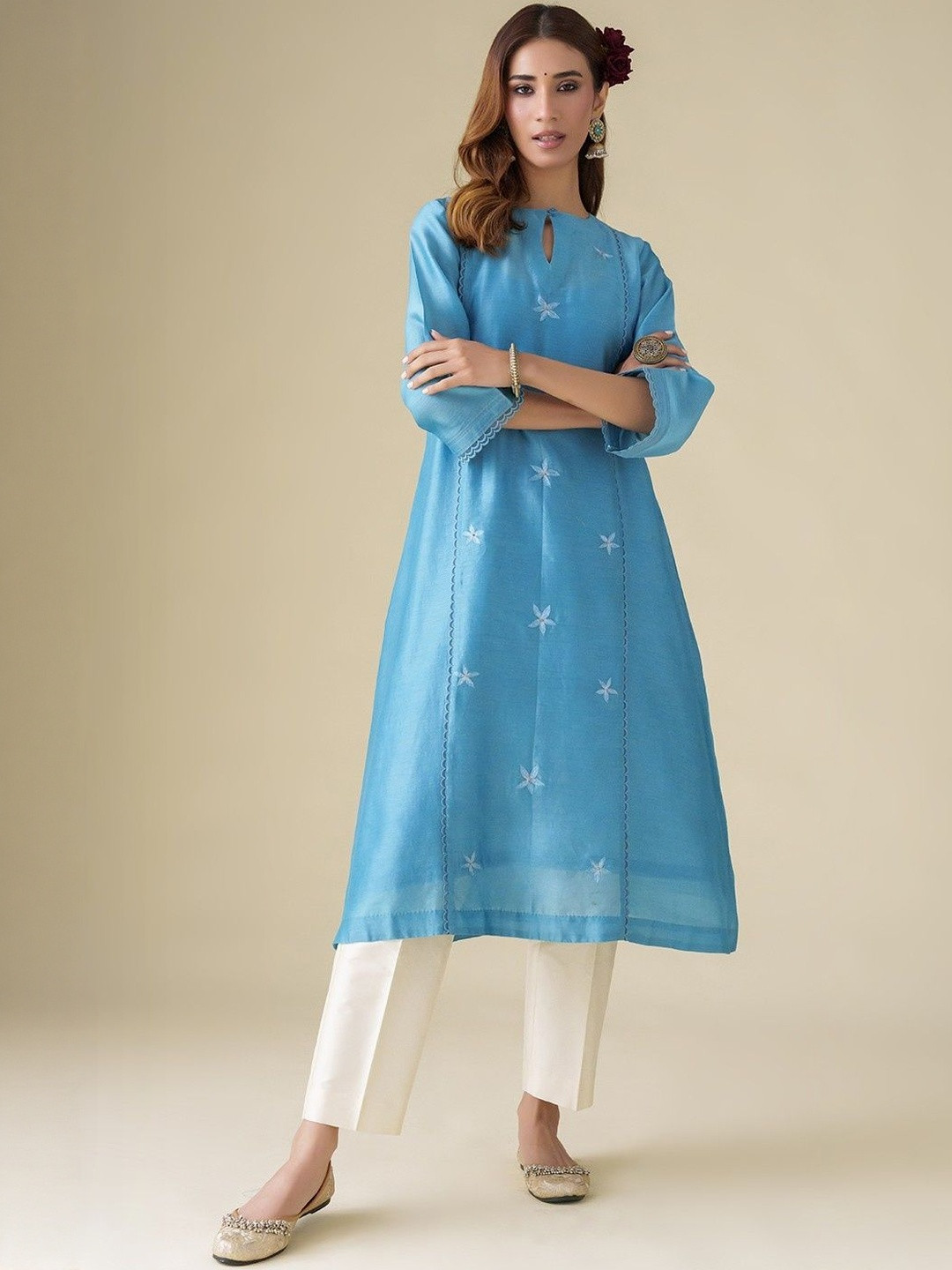 Mushio Women Blue Floral Embroidery Chanderi Ujjwala Kurta