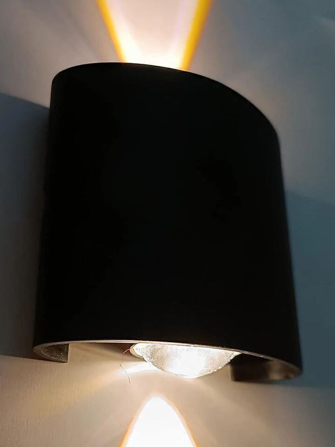 HomesElite Off White & Black Metal Rectangle Shaped Wall Lamp