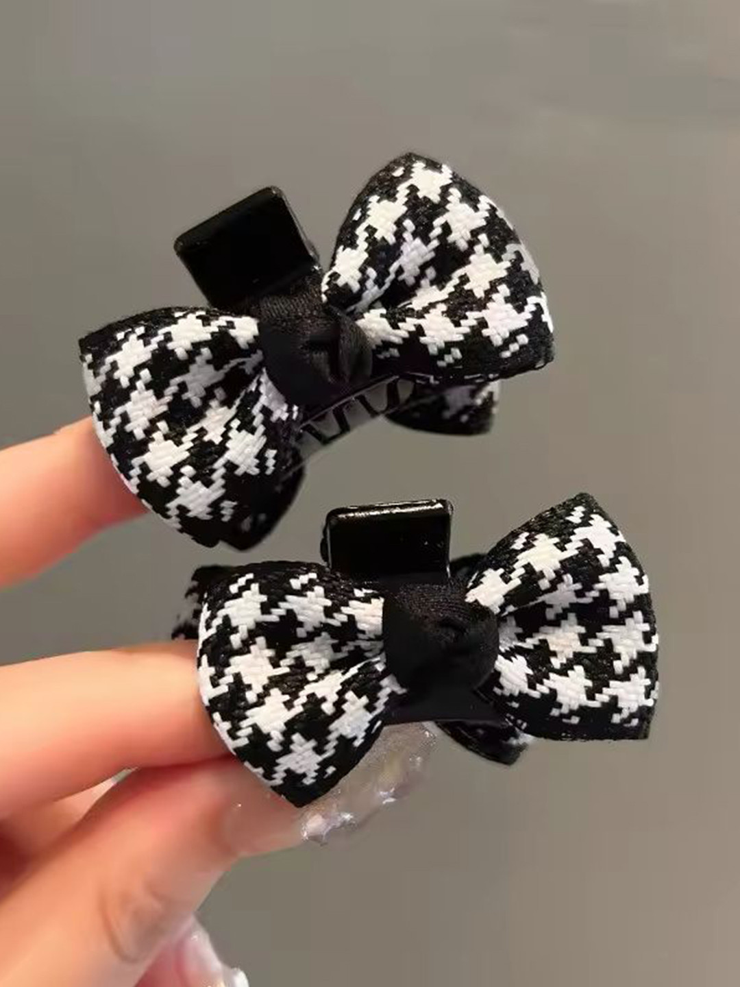 Radhya Accessories Women Set of 2 Small Bow Claw Clip