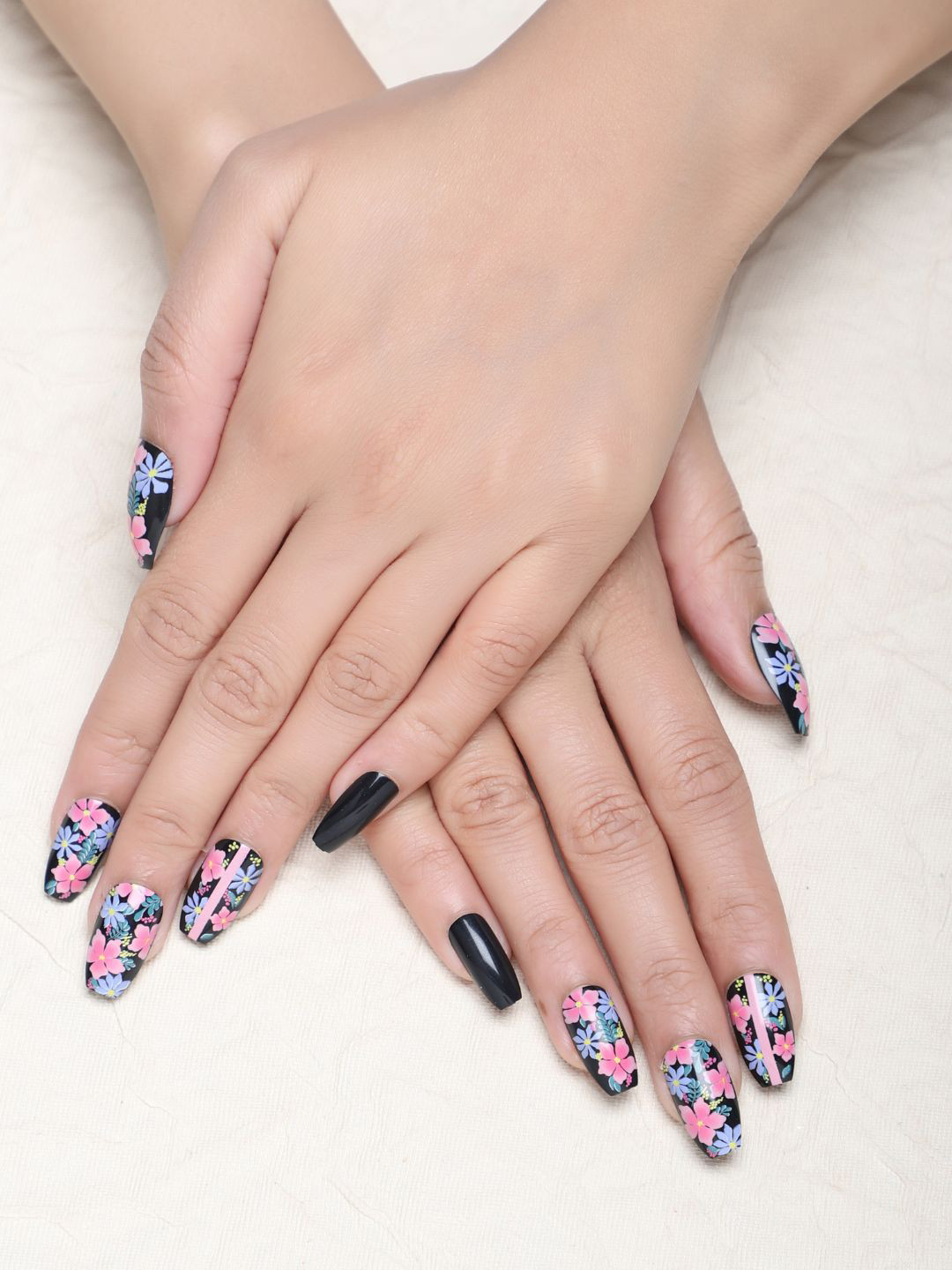 LICK  30 Pcs Reusable Glossy Nude Acrylic Nail Artificial Nail Set