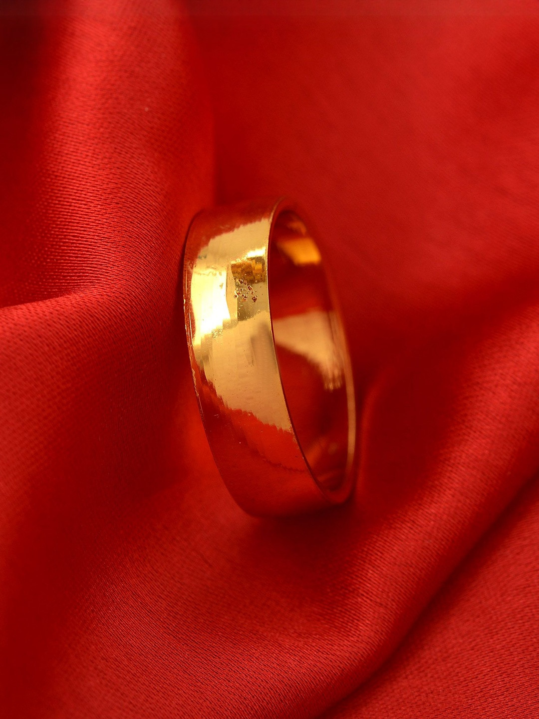 Brass Micron Goldplated Plain Light Weight finger band Challa