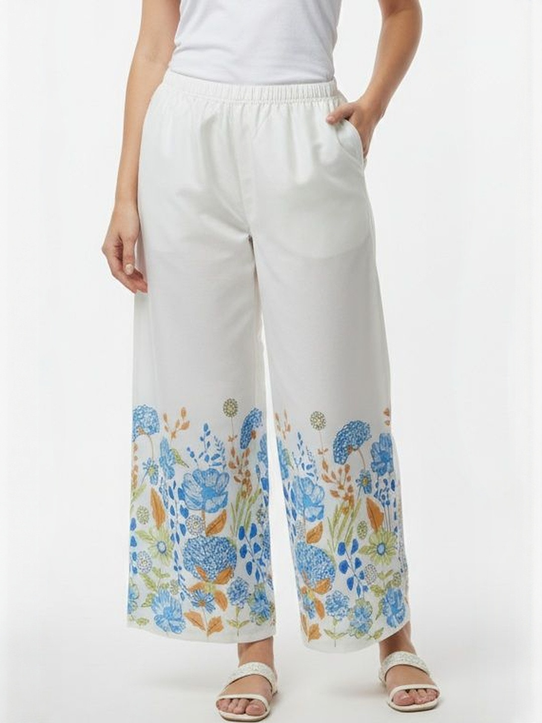 KIROTO Women White & Blue Floral Printed Viscose Rayon Slip On Palazzo