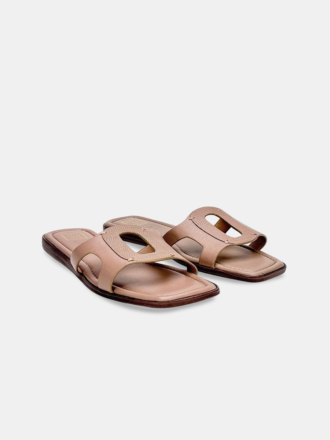HEEL YOUR SOLE Women Textured Leather Open Toe Flats