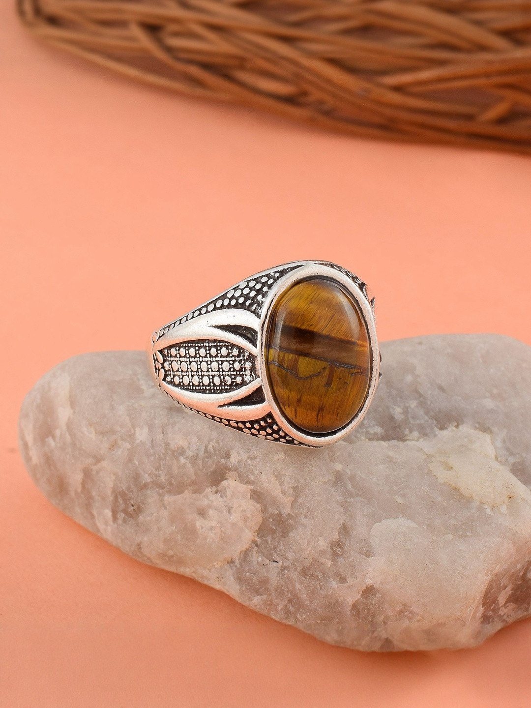 Oxidised Silver plated, Cat' Eye Lehsuniya Filigree finger ring
