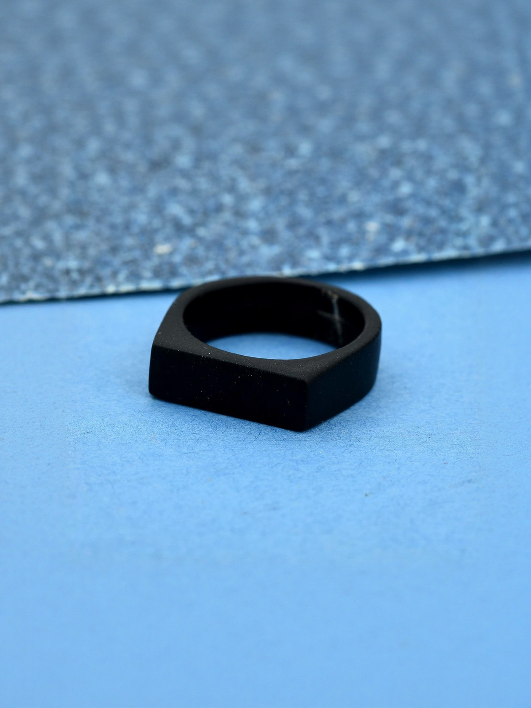 DZINETRENDZ Brass Black Coated Rectangle shape Fashion finger ring