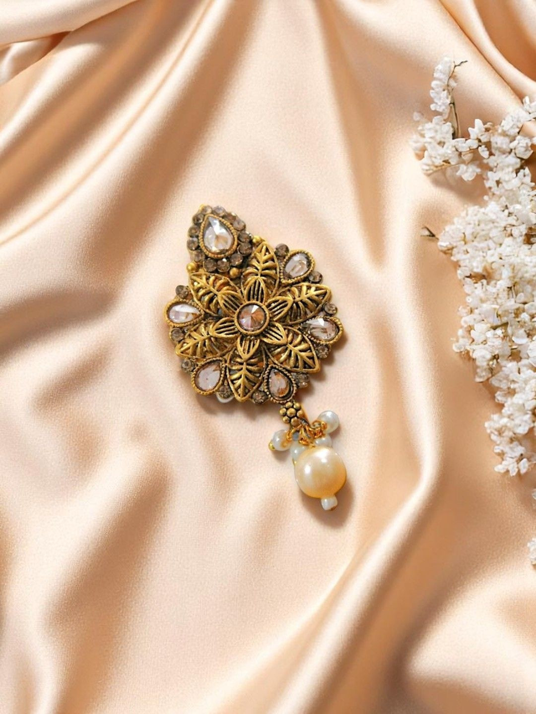 AccessHer Women Gold-Plated Round Artificial Stones and Beads Floral Leaf Brooch