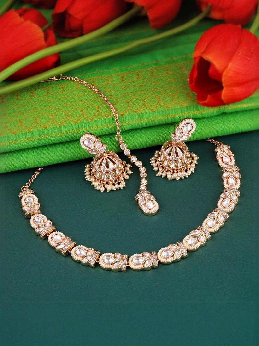 SALONI FASHION JEWELLERY 18K Gold Plated Kundan Choker With Earrings And Maang Tikka