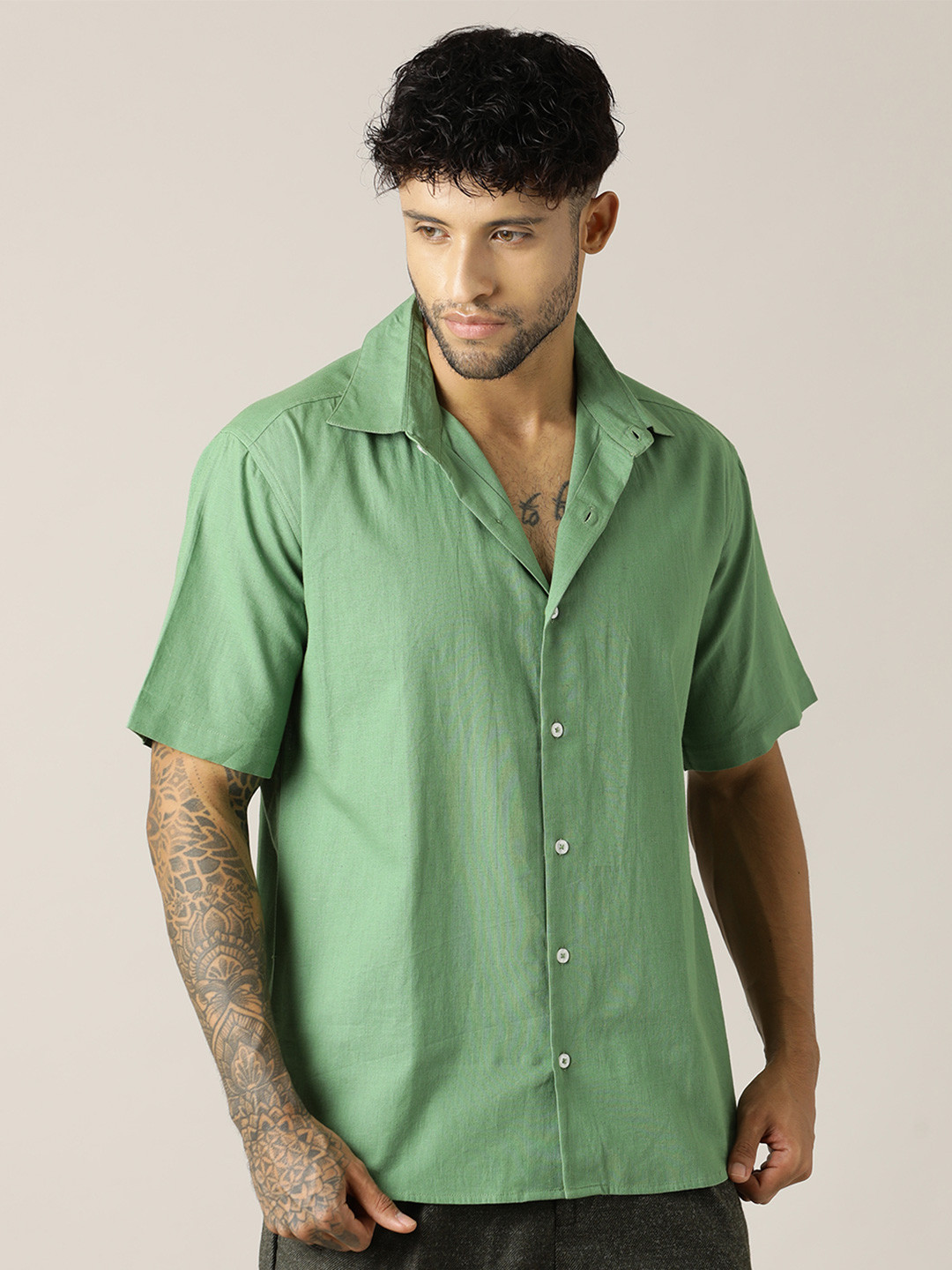 Paper Cut Relaxed Spread Collar Cotton Shirt
