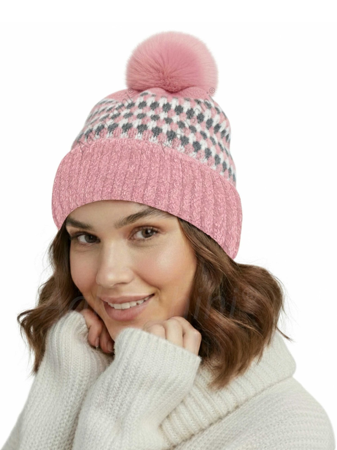 Aakarshini Women Wool Self Design Beanie