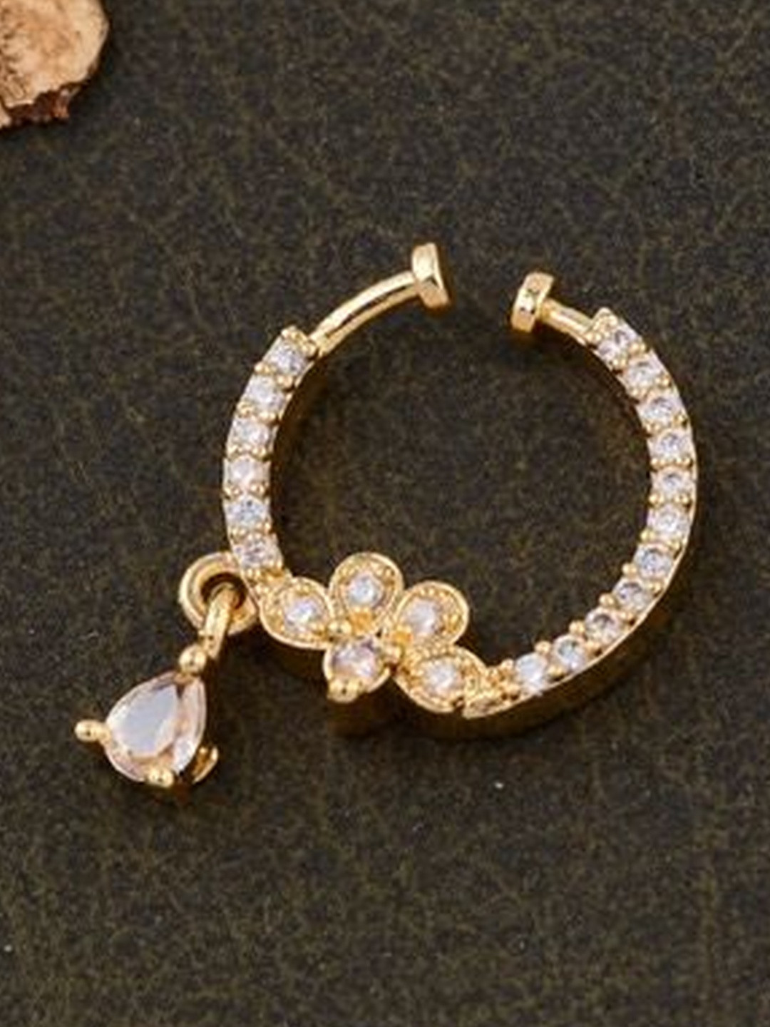 GC PREMIUM JEWELLERY Gold Plated Cubic Zirconia Studded Floral Shaped Ring Nosepin
