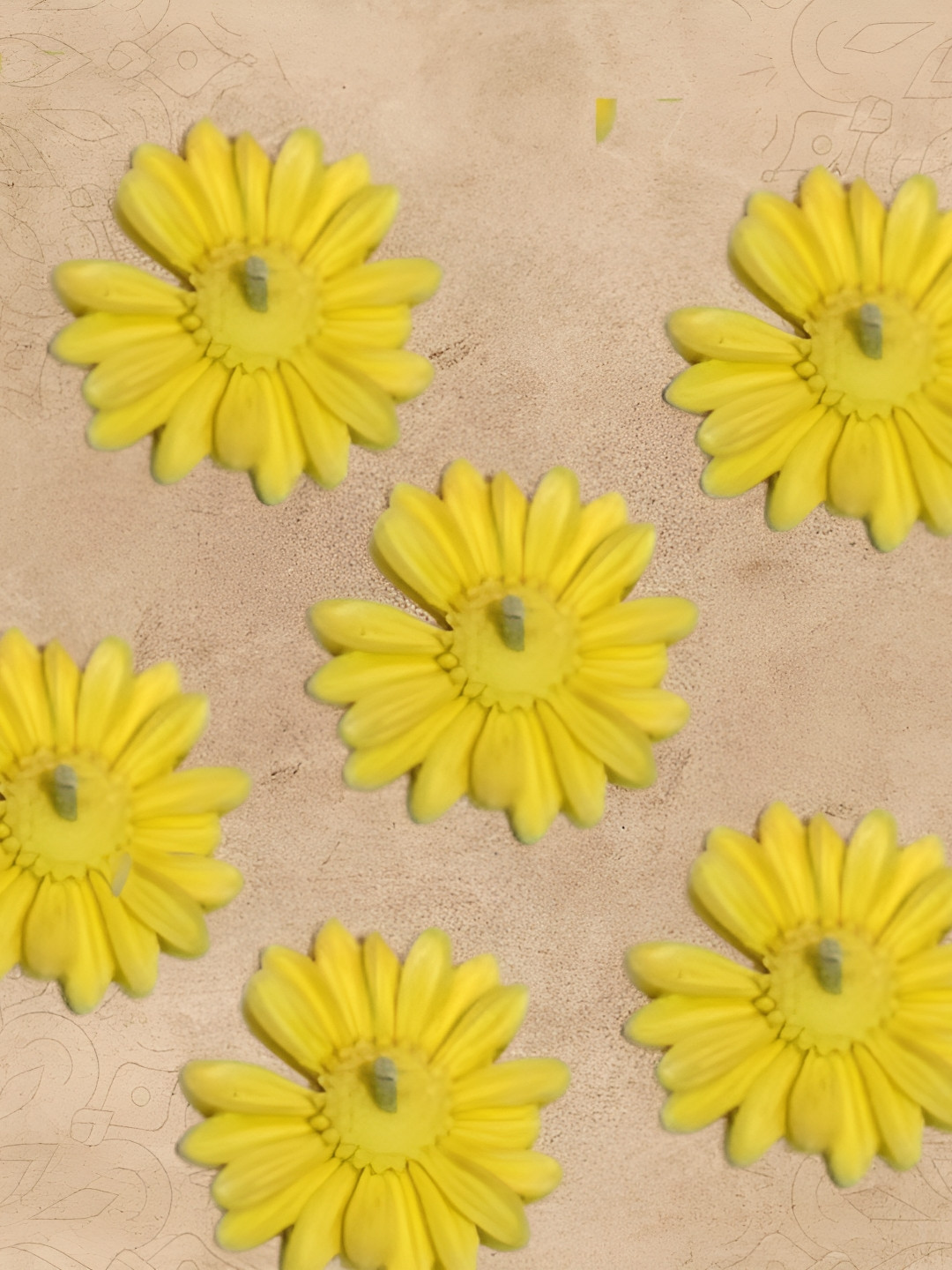 PUFFSMART Yellow Pieces 6 Candles