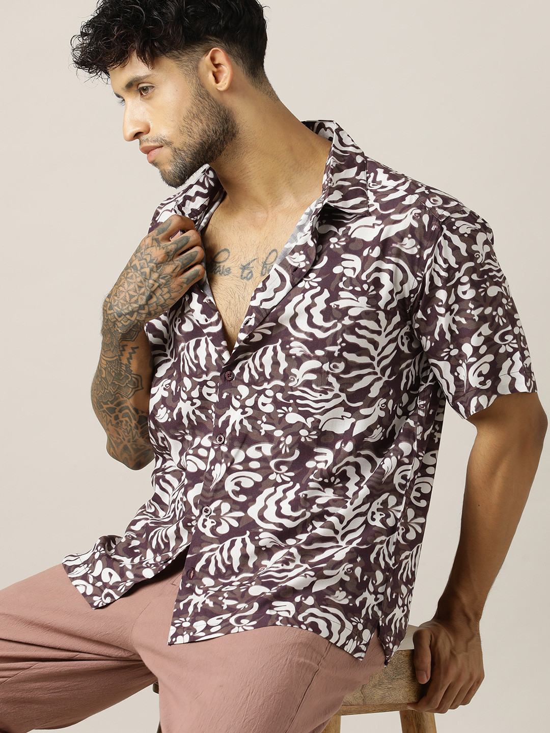 Paper Cut Men Relaxed Fit Abstract Printed Spread Collar Casual Shirt