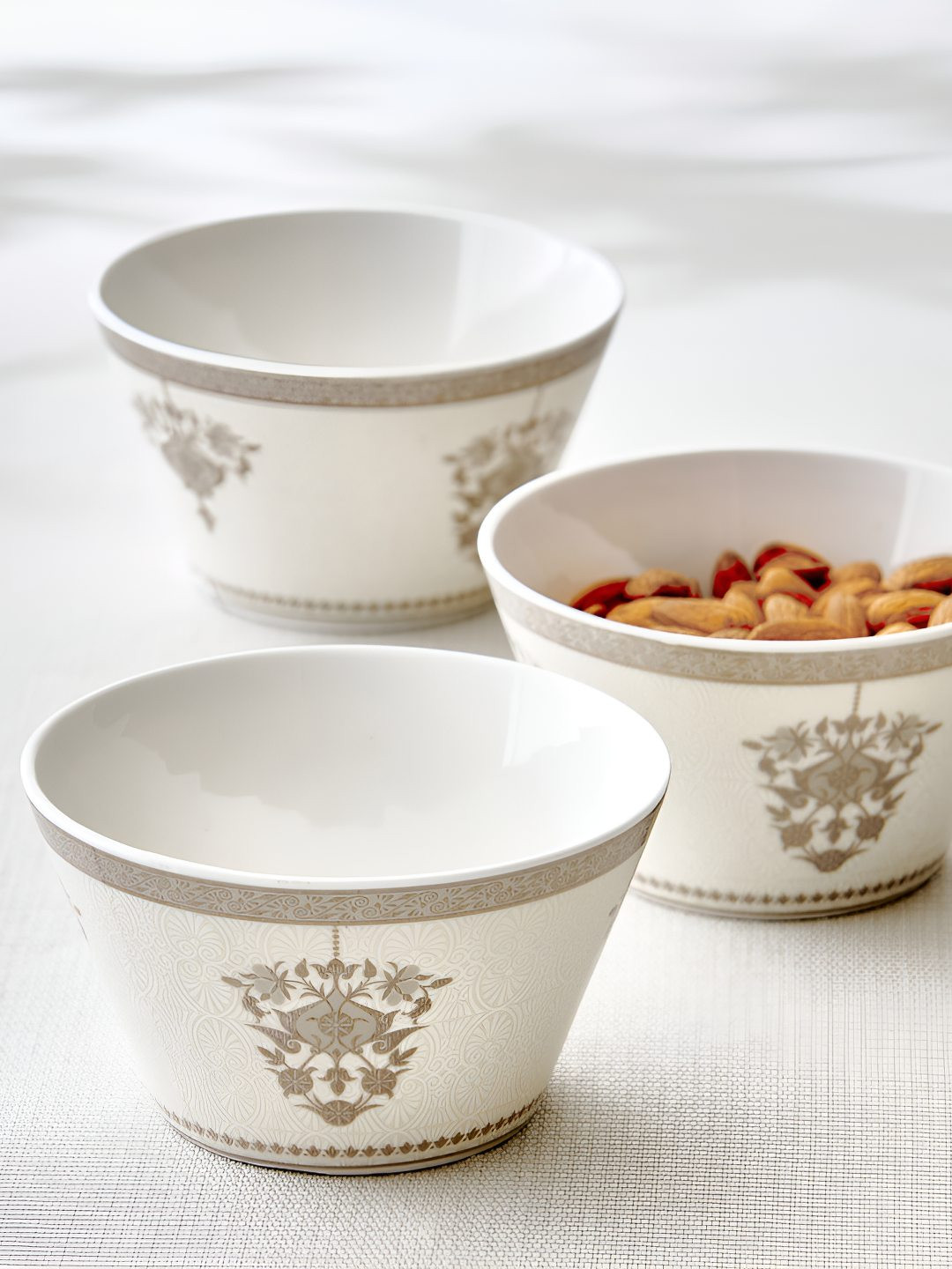 Home Centre Noori White 3 Pieces Porcelain Easy To Clean Serving Bowls