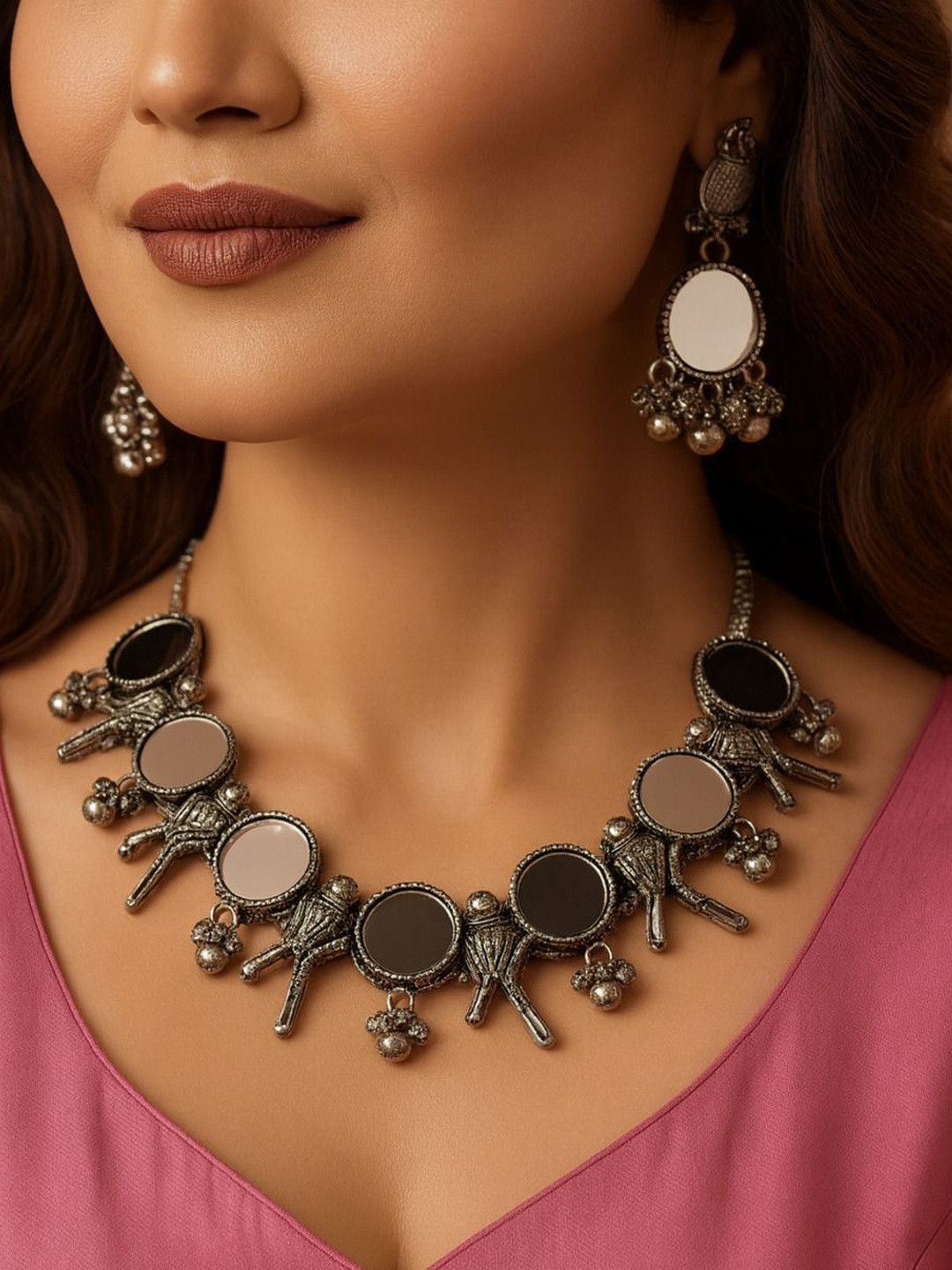 Nui Mirror Work Design Jewellery Set