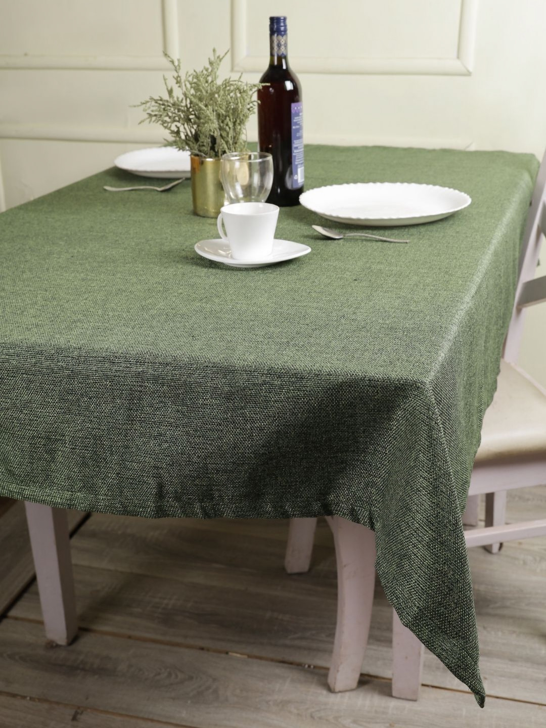 THE CONVERSION Green 6-Seater Textured Rectangle Jute Linen Heat Resistant Table Cover