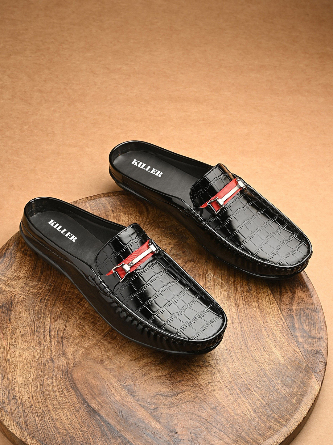 Killer Lightweight Textured Round Toe Mules