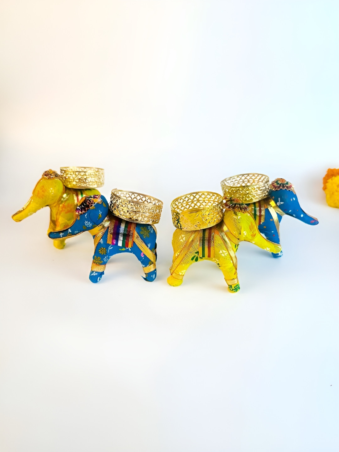 Giftii Yellow & Blue 4 Pieces Elephant Tea Light Candle Holders
