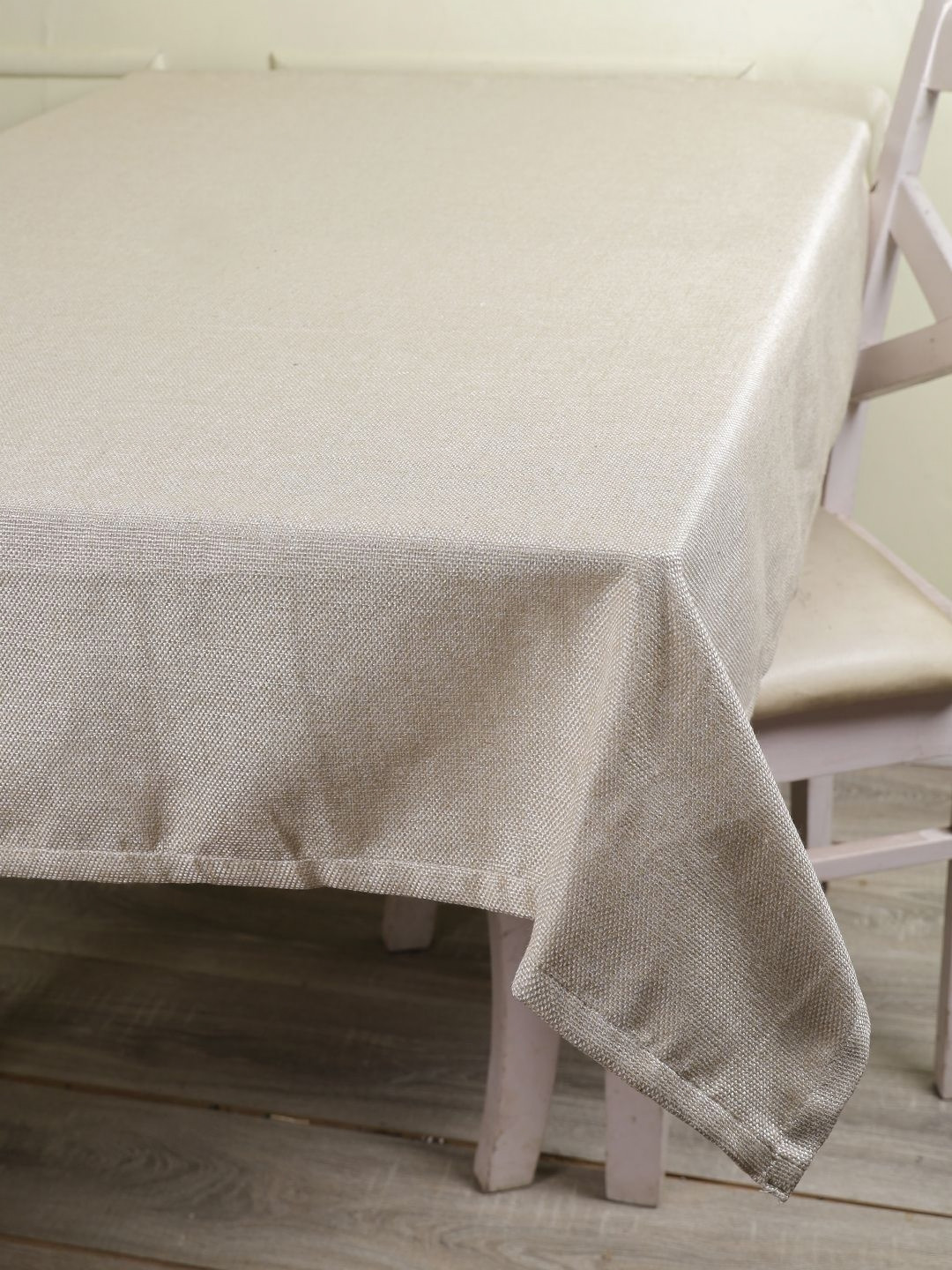 THE CONVERSION Cream 6-Seater Textured Rectangle Jute Linen Heat Resistant Table Cover