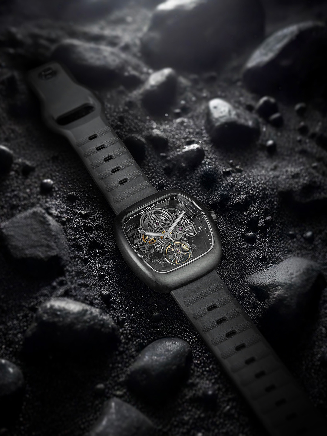 QORUM INDIA Men Skeleton Dial & Wrap Analogue Motion Powered Watch QI 9172 G-Black Dial 01