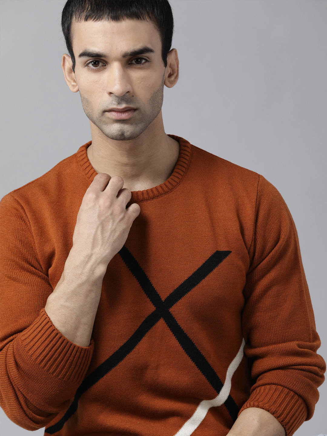 Roadster Men Brown & Black Self Design Pullover