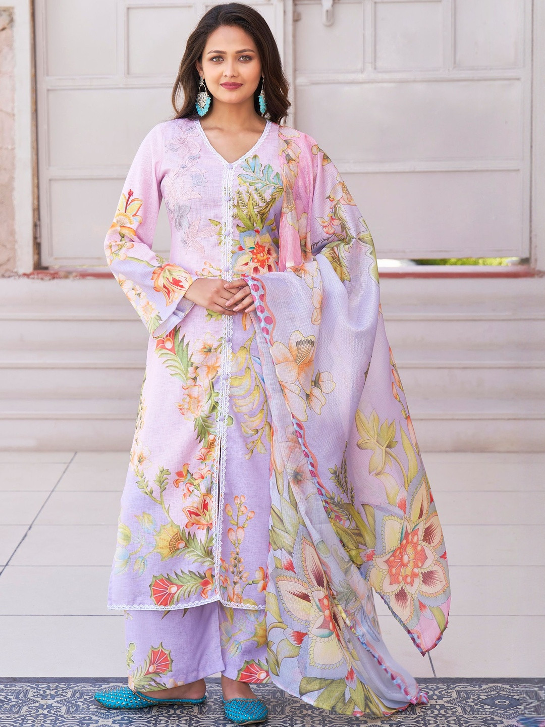 AARAAS Floral Printed V-Neck Long Sleeves Pure Cotton Kurta With Palazzos And Dupatta