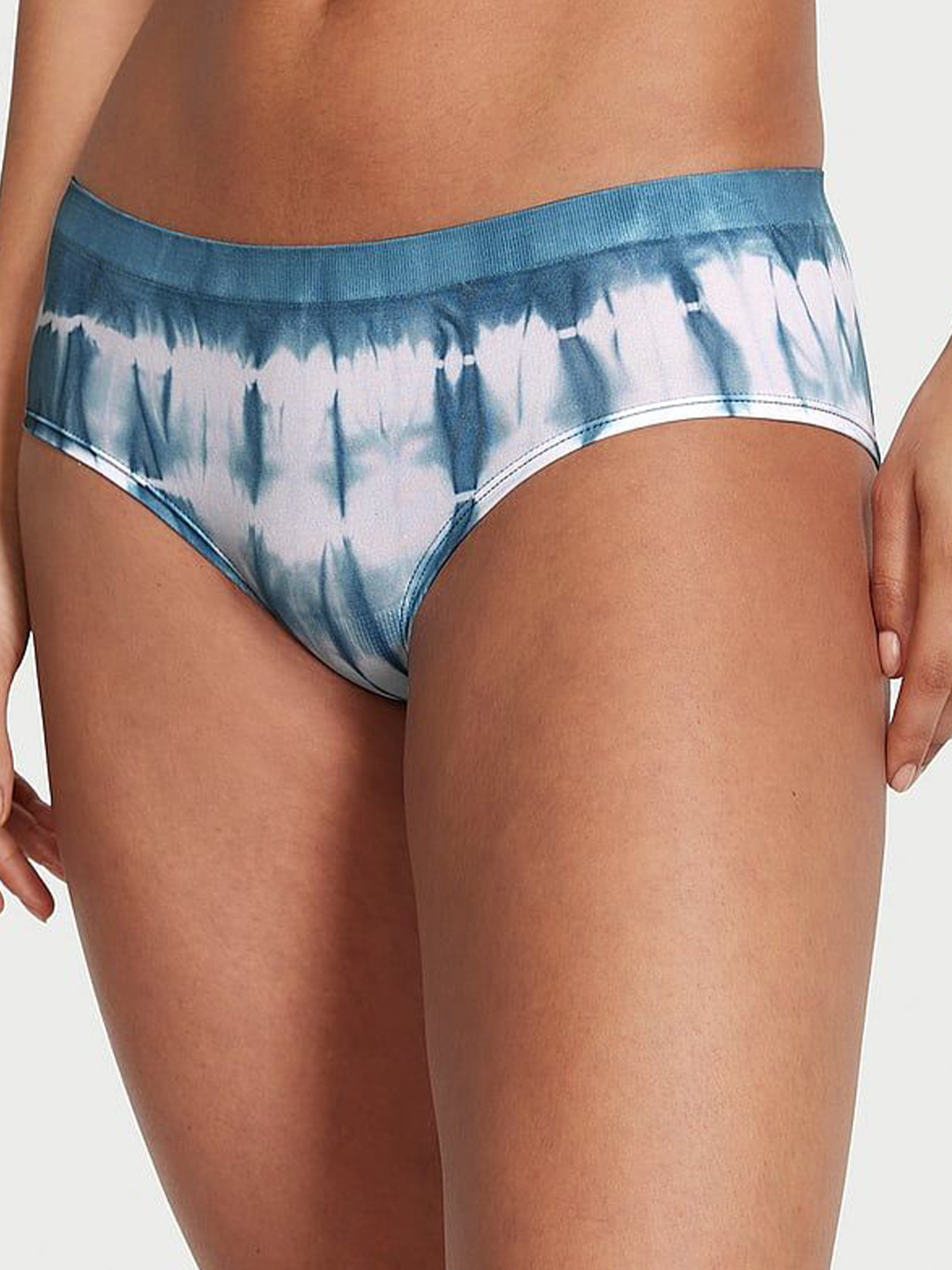 Victoria's Secret Abstract Printed Seamless Mid-Rise Hipster Brief