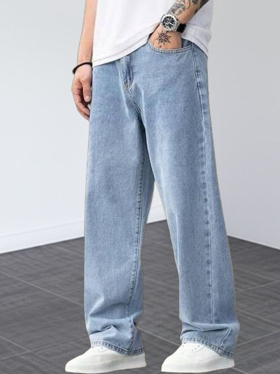 Gaucha Men Baggy Fit Mid-Rise Light Fade Jeans