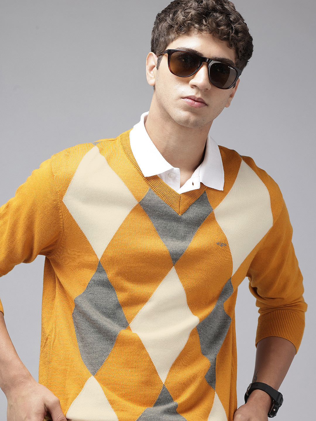 ColorPlus Argyle V-Neck Pullover Sweaters