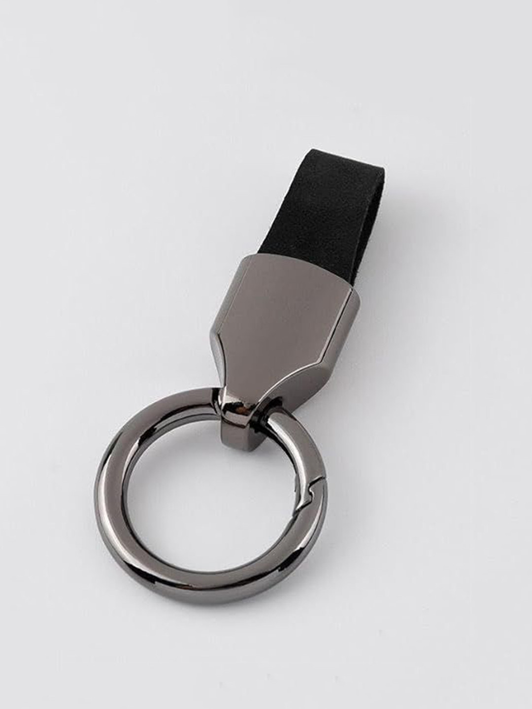 AUGEN Anti-lost Design Personalized O-shapedsnap Closure Fur Material Key Chain