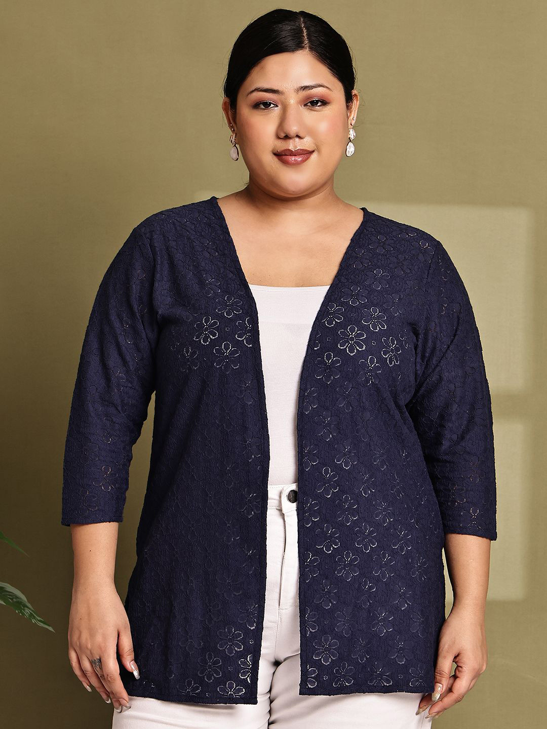 Moonaa Fashion Self Design V-Neck Open Front Shrug
