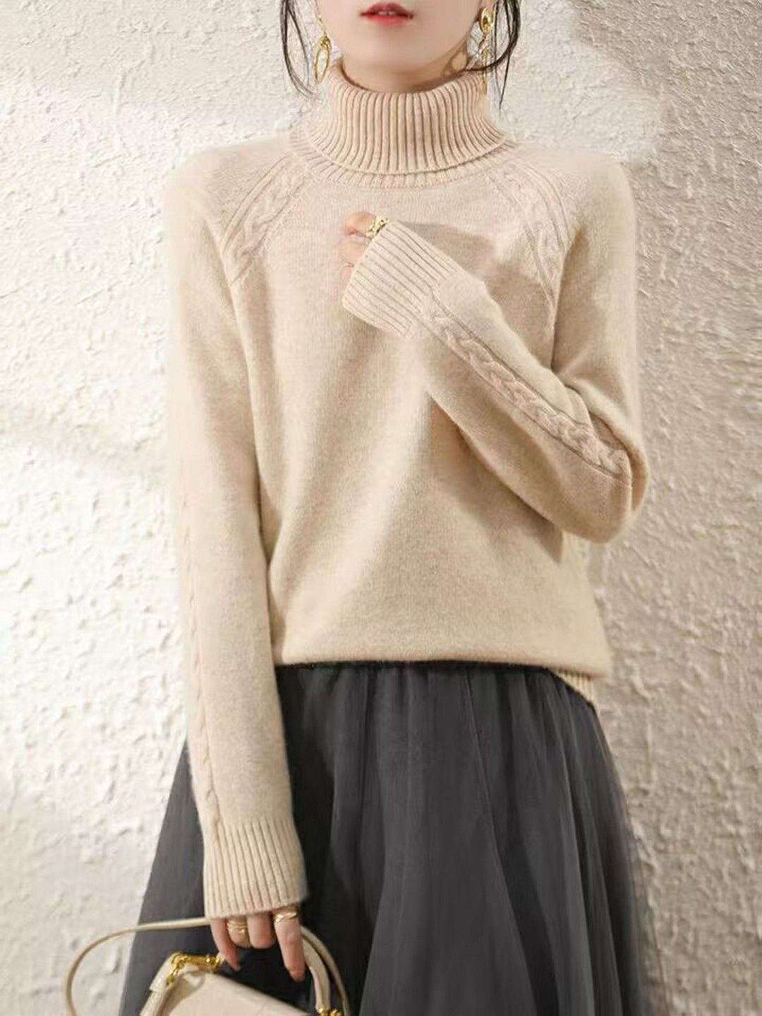 StyleCast Turtle Neck Relaxed Fit Raglan Sleeve Pullover Sweaters