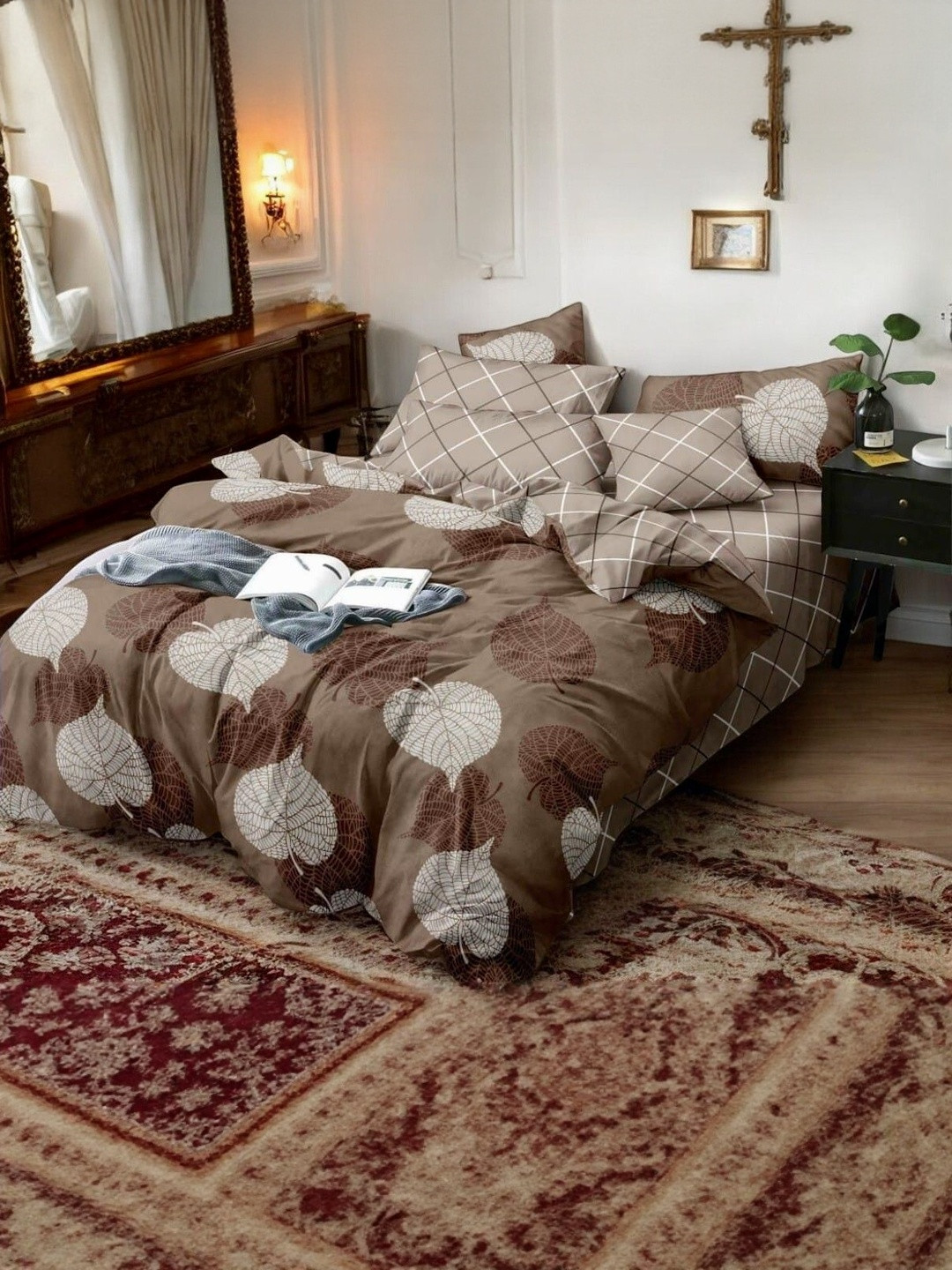 WELLNEST Brown Floral Printed Queen Bedsheets with Two Pillow Covers 6 x 6.5 Ft