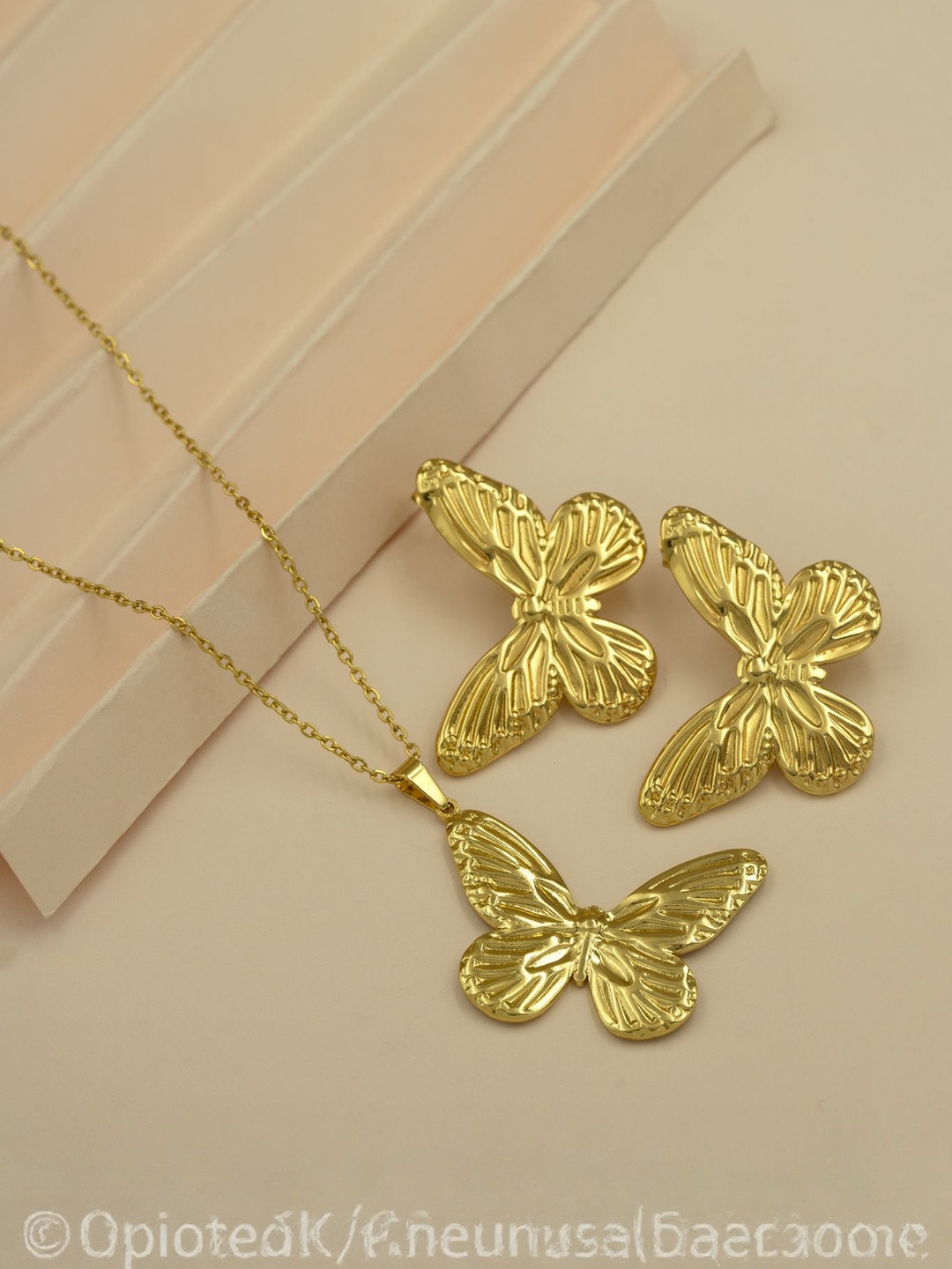 ARTKLIM Stainless Steel Gold-Plated Pendant With Chain And Earrings