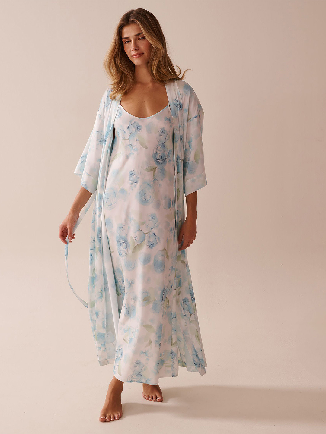 La Vie en Rose Women Printed Maxi Wrap Nightdress