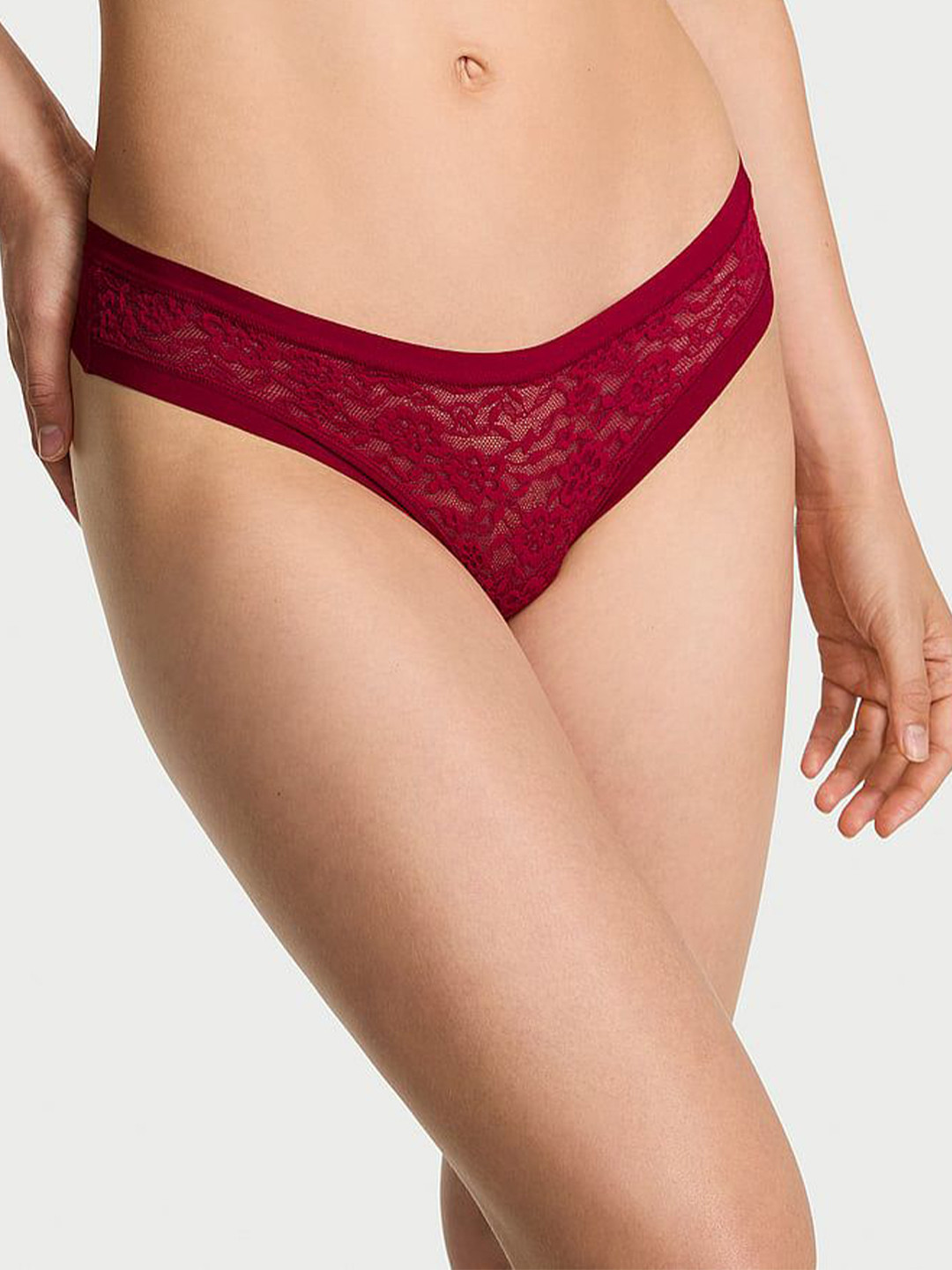 Victoria's Secret Women's Self Design No-Show Lace Low-Rise Thong Panty