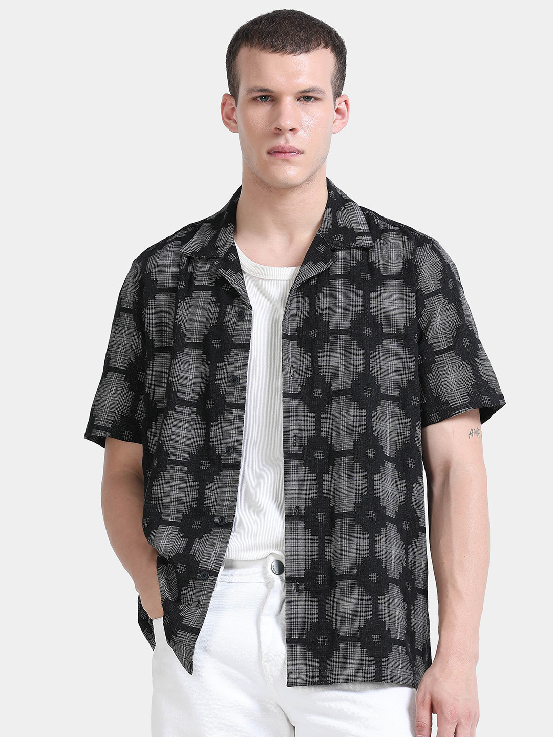 StitchX Half Sleeve Dobby Textured Cuban Collar Shirt
