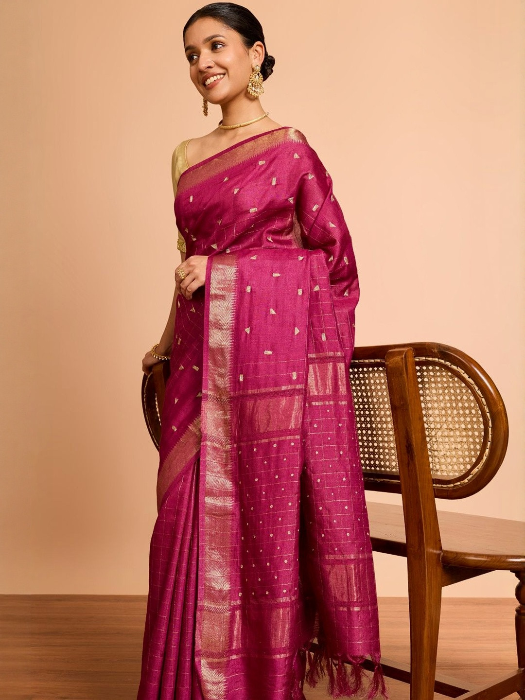 Taneira Woven Design Zari Pure Silk Banarasi Saree With Blouse Piece