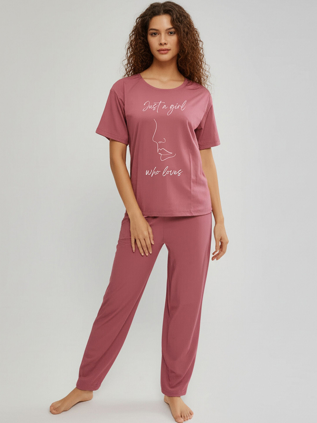 Fasense Printed Round Neck T-shirt Slip-On Pyjamas Night Suits