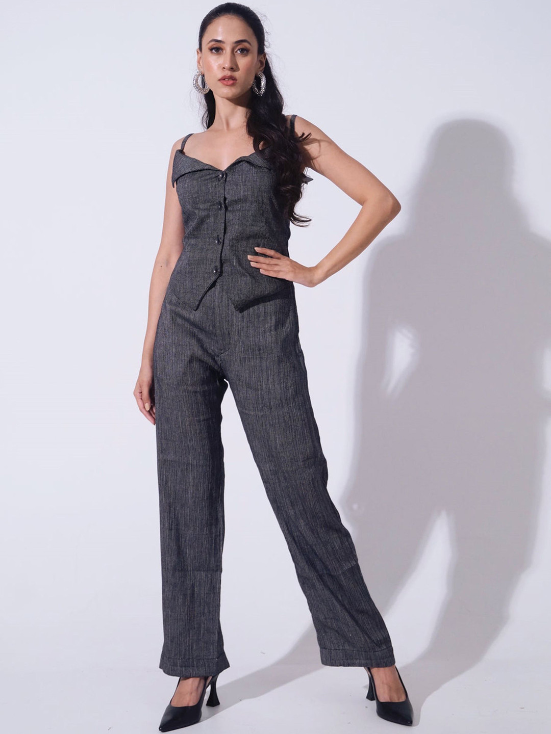 Naava Chic Chrome V-Neck Sleeveless Waistcoat With Trousers