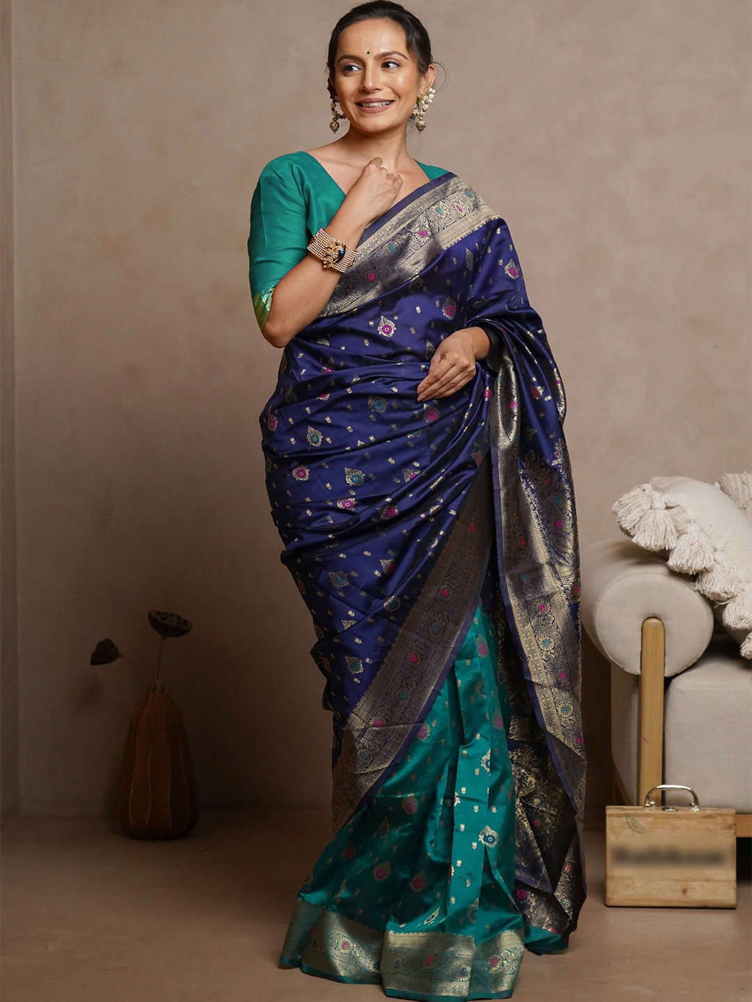KALINI Woven DesignBanarasi Saree