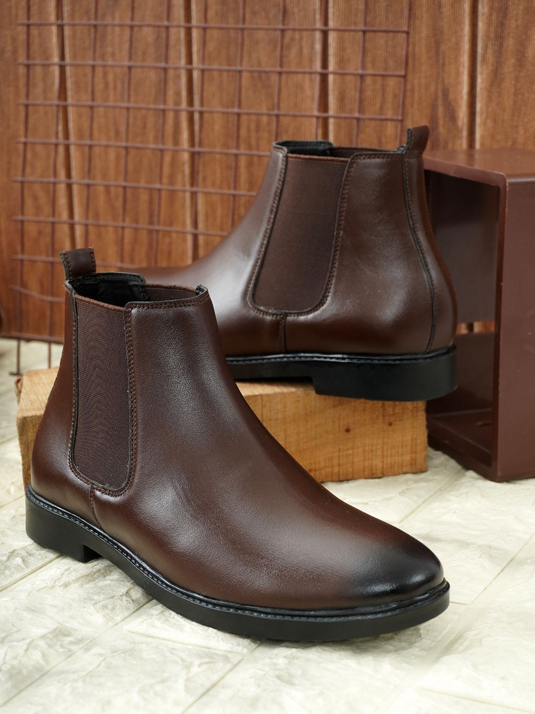 FOGGY Men Round Toe Mid-Top Slip-On Regular Boots
