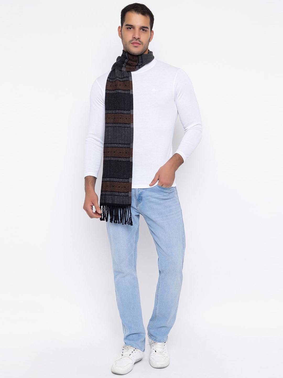 Amoldo Patterned Woolen Mufflers With Fringed Border