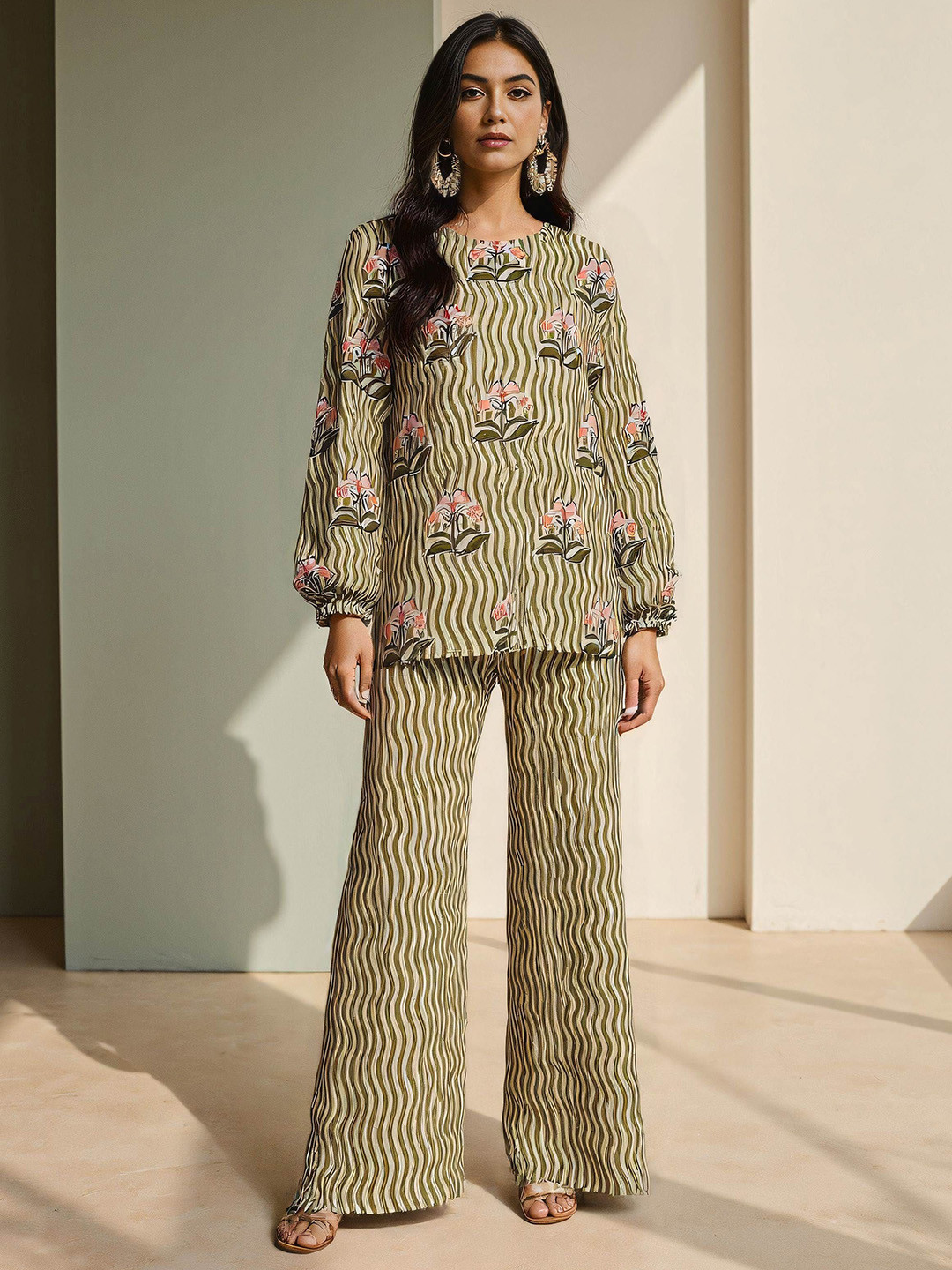 Naava Floral Printed Long Sleeves Tunic With Trouser