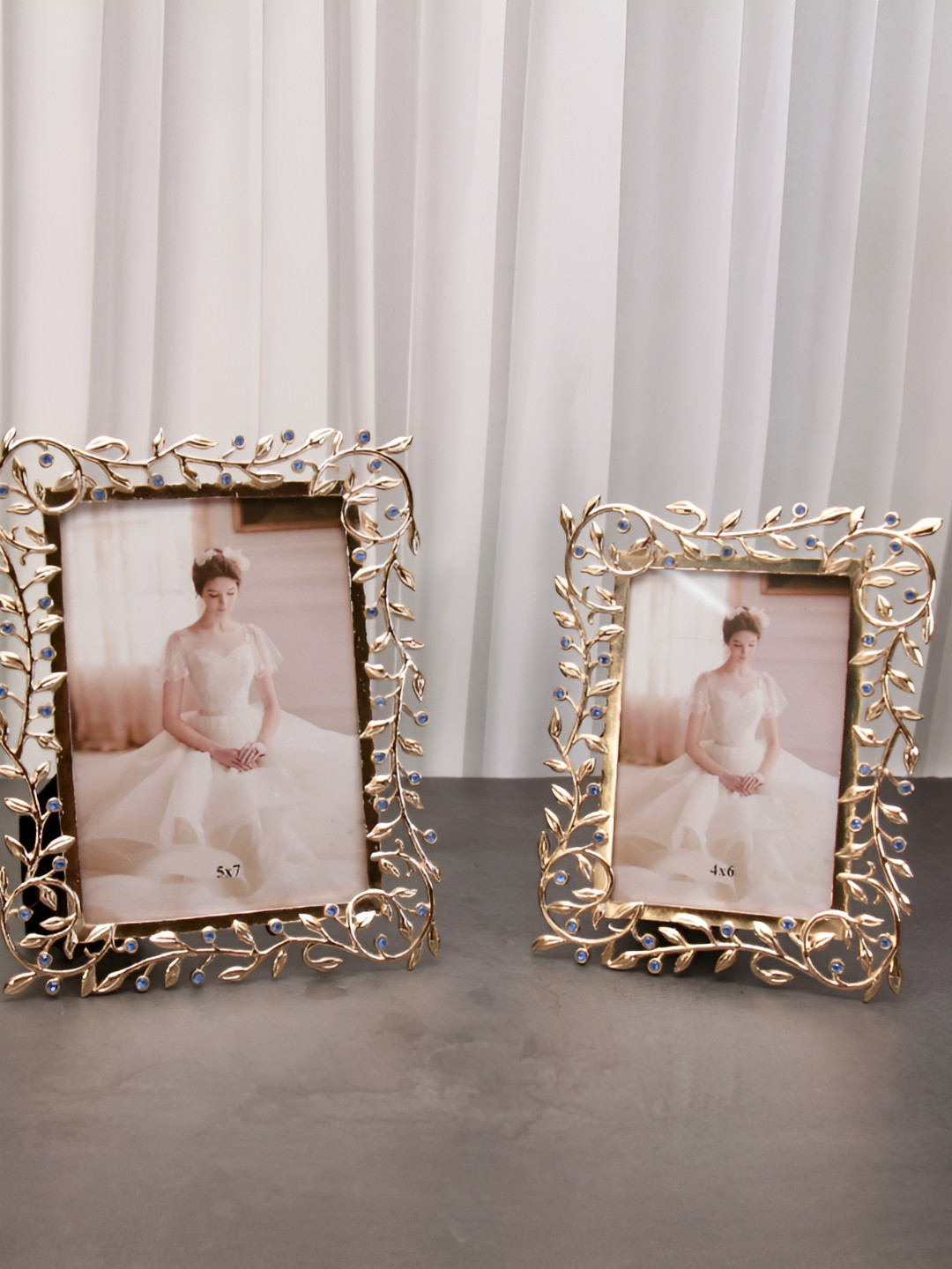 peppy little things Gold-Toned 1 Pieces Metal Table Photo Frames