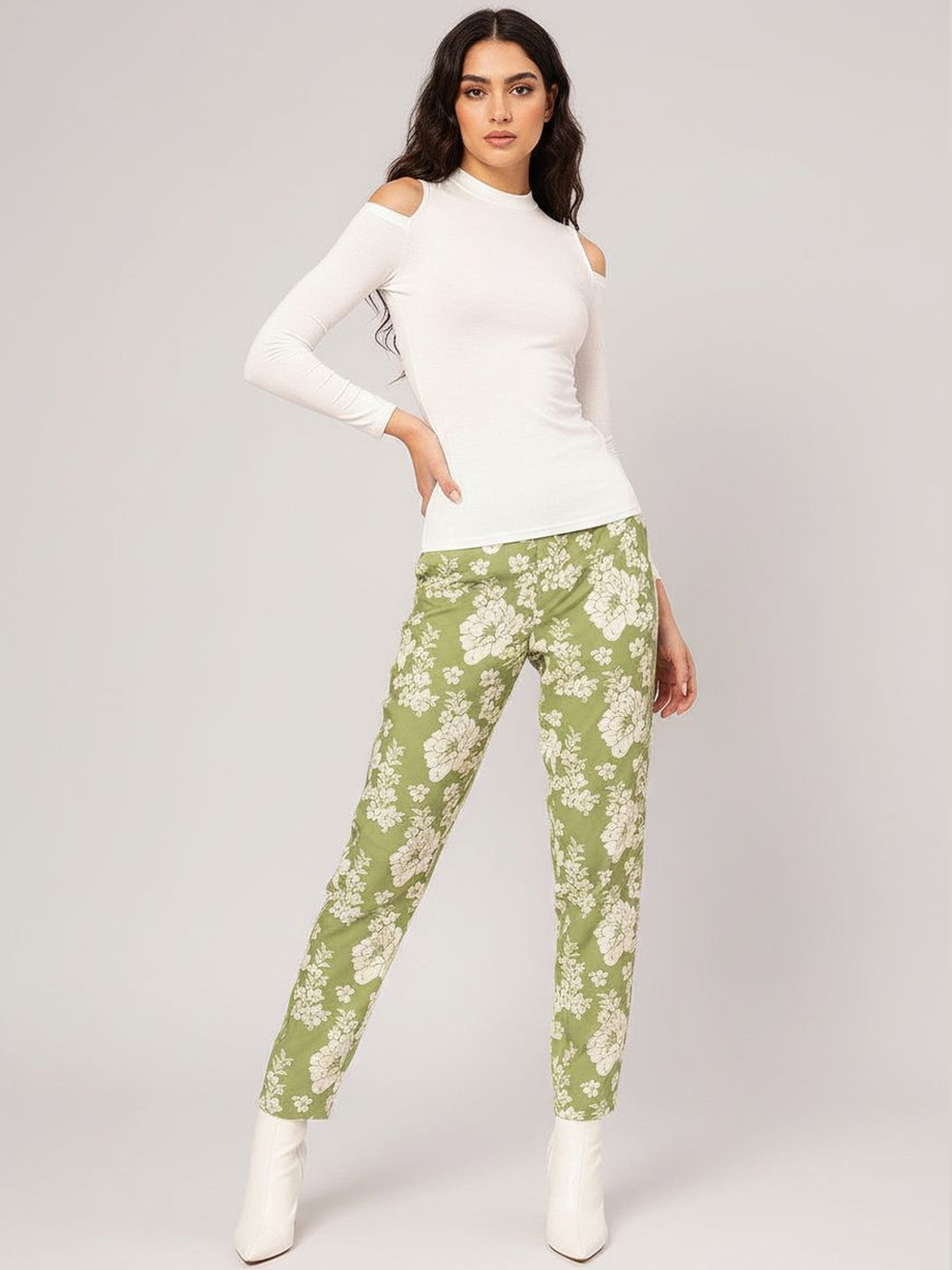 DressBerry Bare-Shouldered Fitted Top