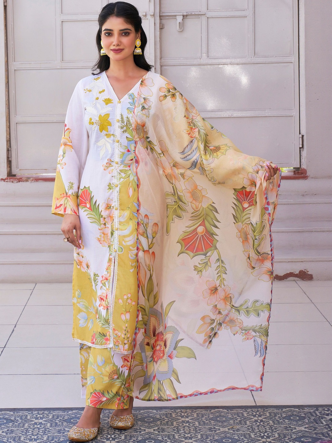 AARAAS Floral Printed V-Neck Long Sleeves Cotton Kurta With Palazzos And Dupatta