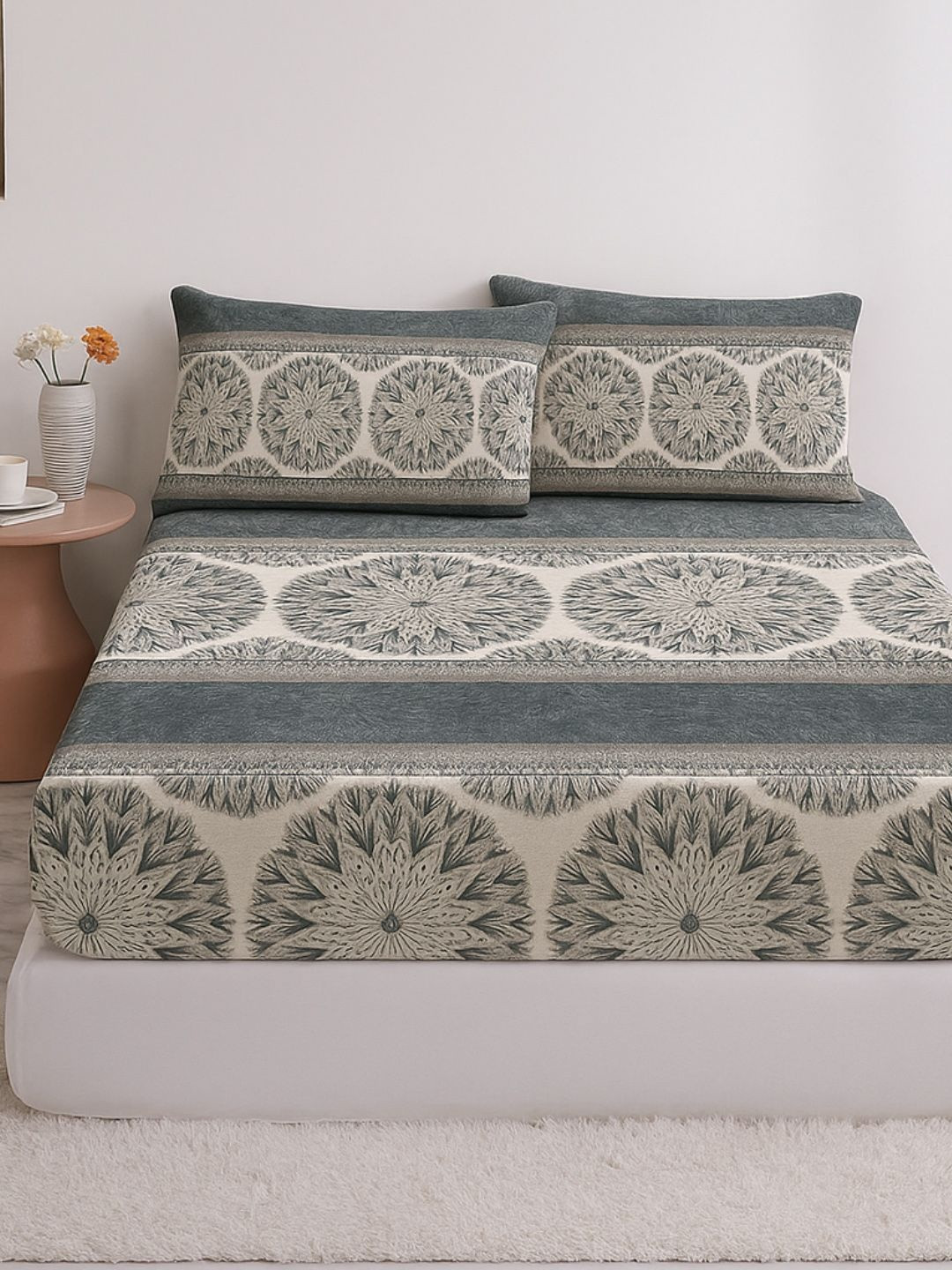 bsb home Grey & Beige Floral Printed 220TC King Bedsheet Set 182.88 m x 218.44 m